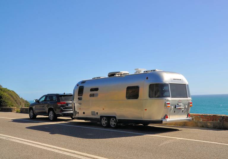 airstream-bambi-684-front