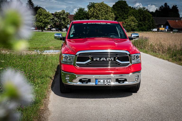 RAM-1500-Classic-Laramie-Front