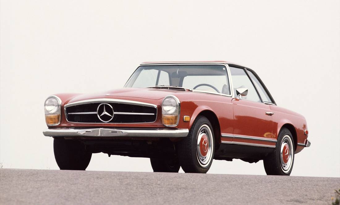 mercedes-benz-230-sl-roadster-front