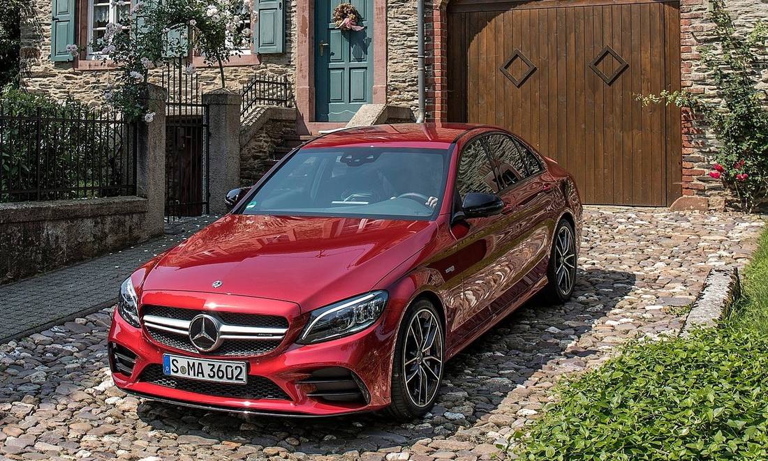 Mercedes-Benz-C43_AMG_4Matic-2019 