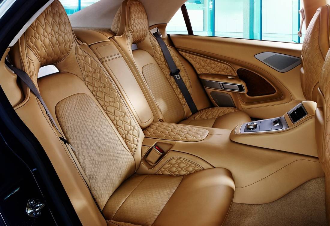 aston-martin-lagonda-interior