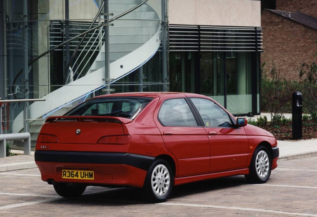 Alfa Romeo 146