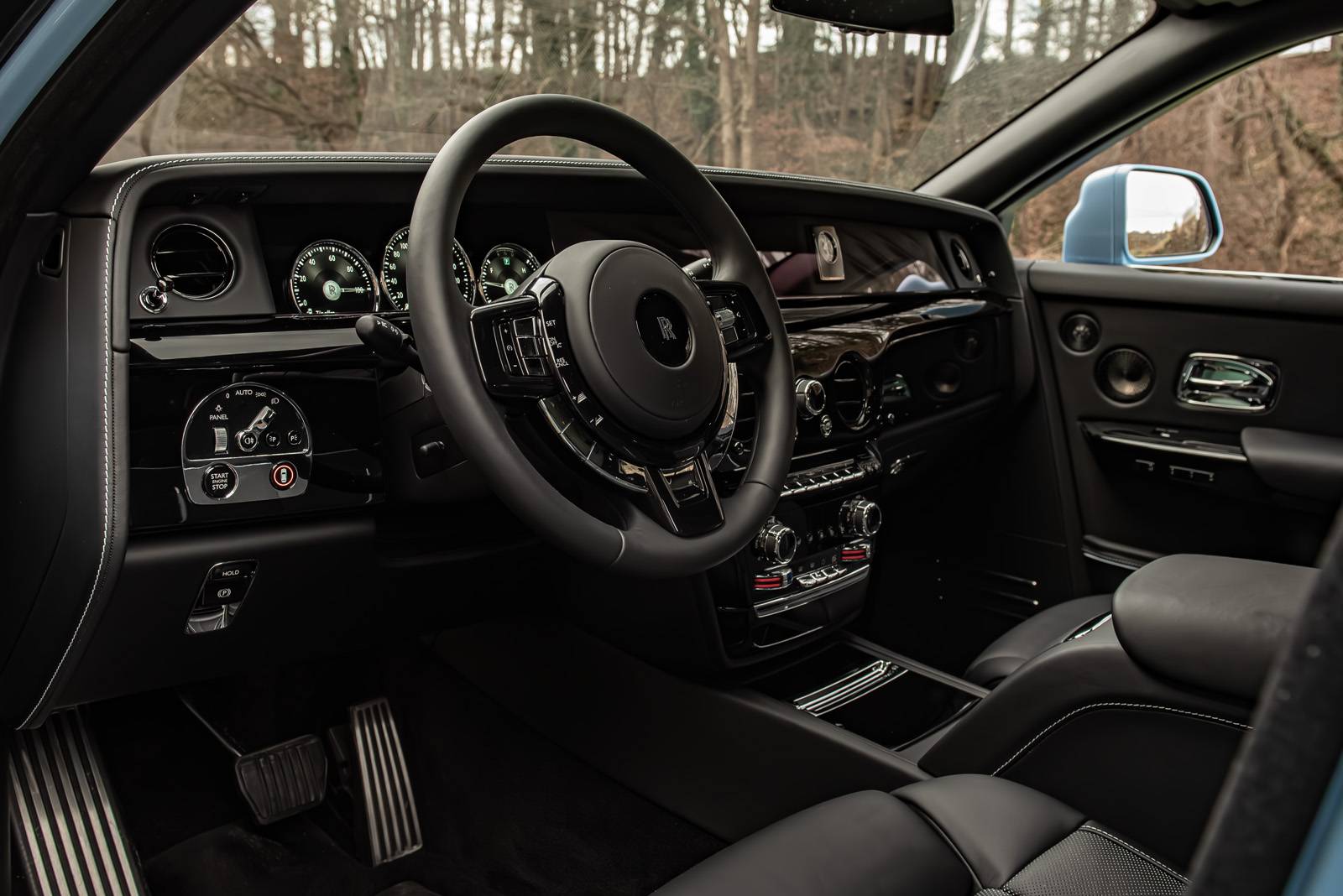 Rolls-Royce Phantom 2024 - Cockpit