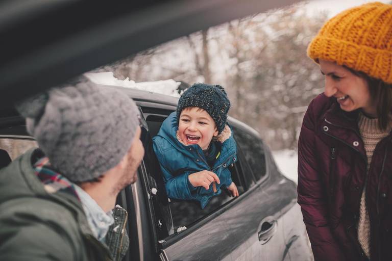  Minivans sind vor allem für kleinere Familien geeignet, die viel Platz im Innenraum, aber auch ein wendiges Auto suchen. Für Familien mit mehr als zwei Kindern empfiehlt sich schon der Blick auf die nächstgrößeren Vans.