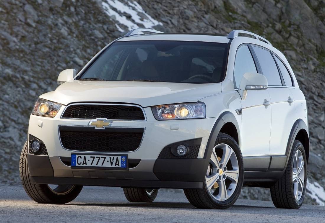 chevrolet-captiva-front