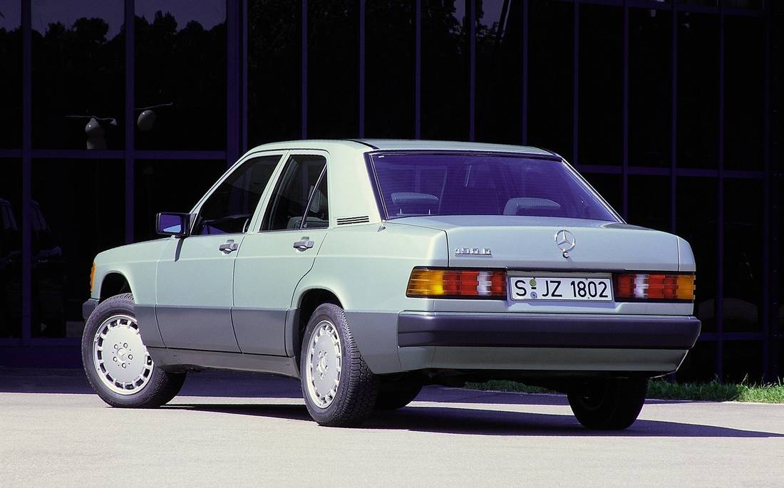 mercedes-benz-w201-back