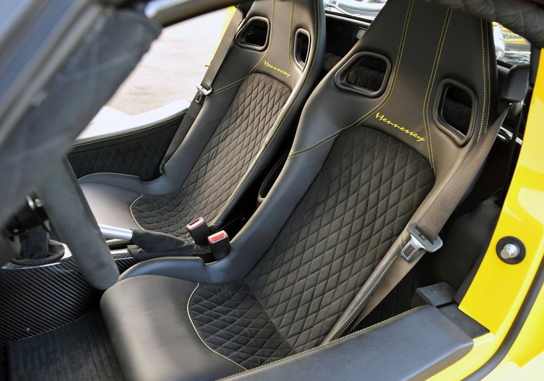 Hennessey Venom GT interior (2)