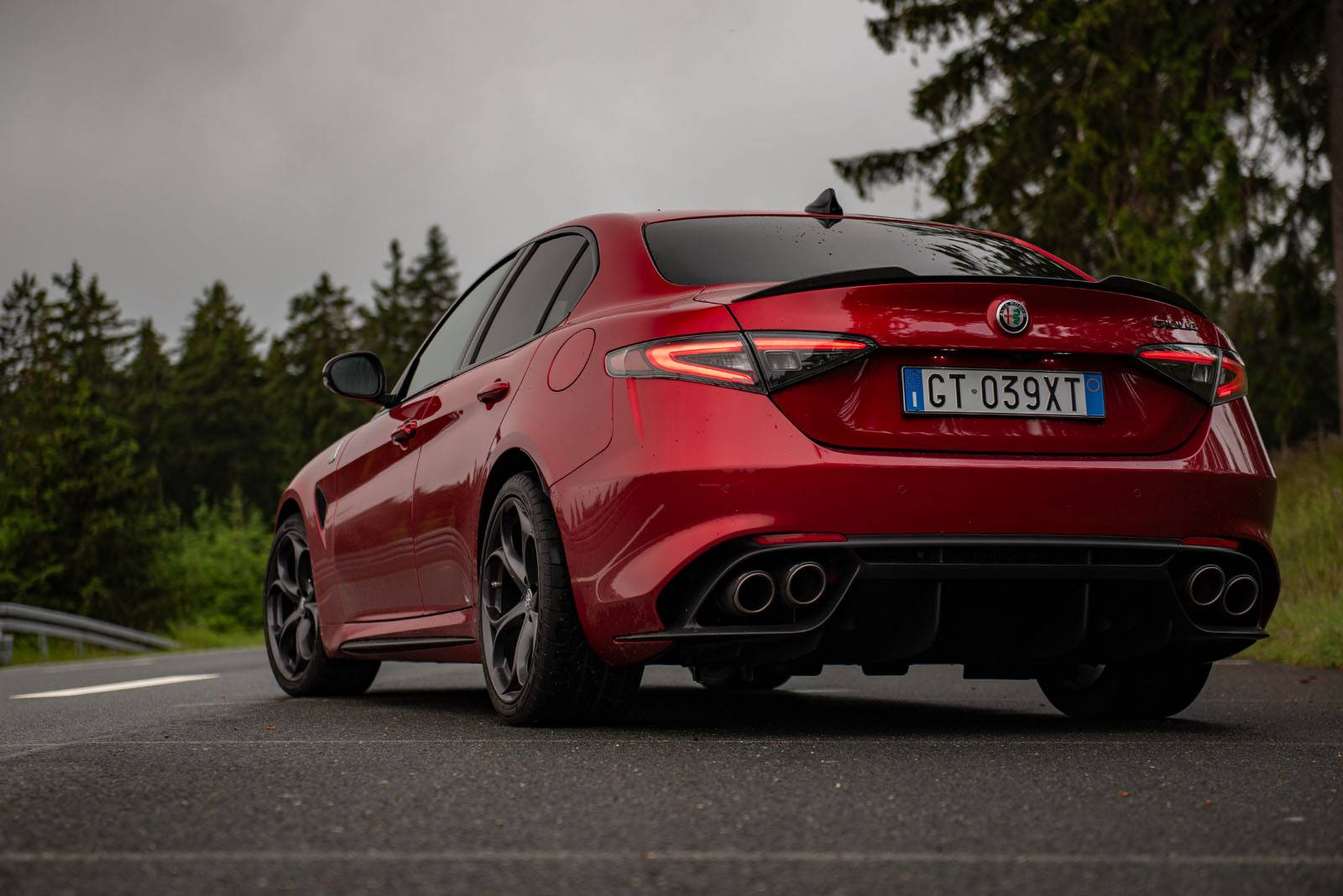 Alfa Romeo Giulia Quadrifoglio - Heckansicht