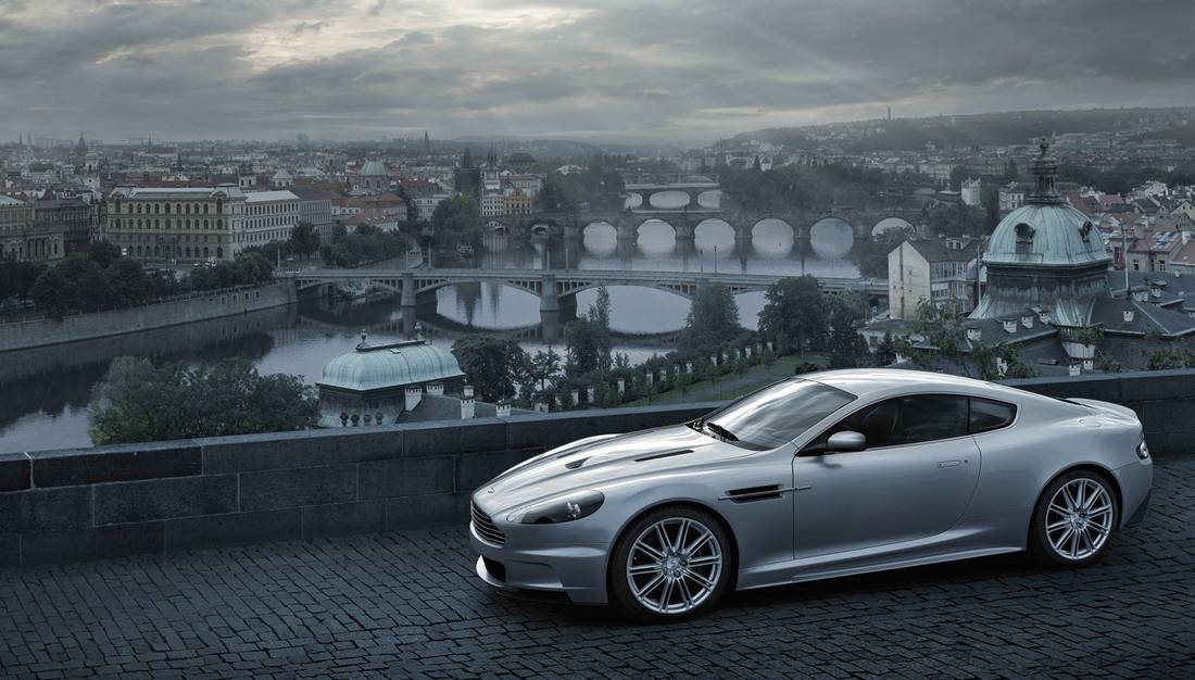 aston-martin-dbs-seitenansicht