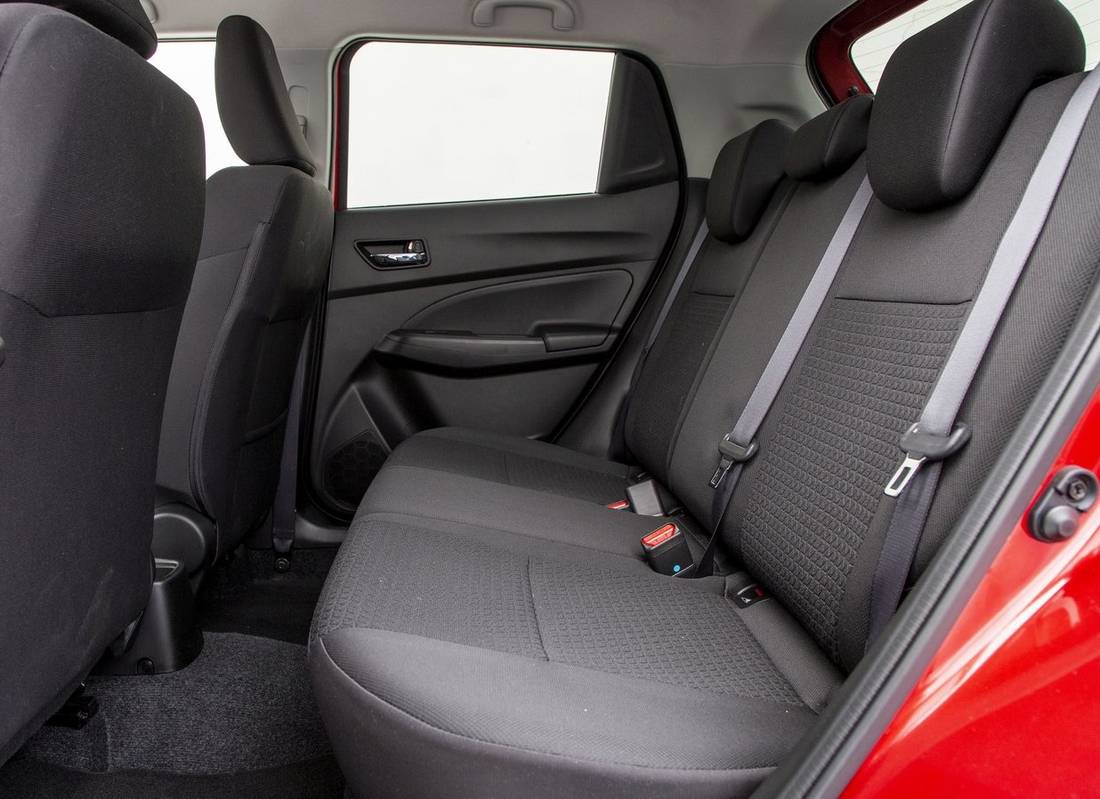 suzuki-swift-seats