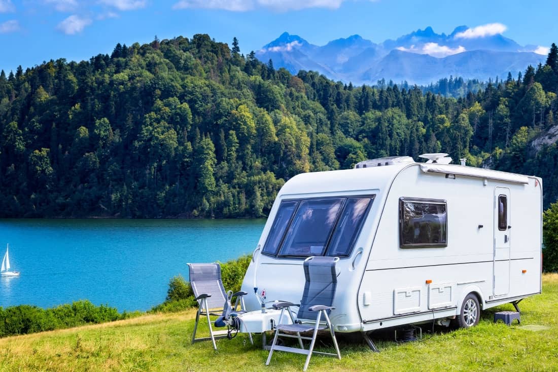 Wohnwagen See und Berge 