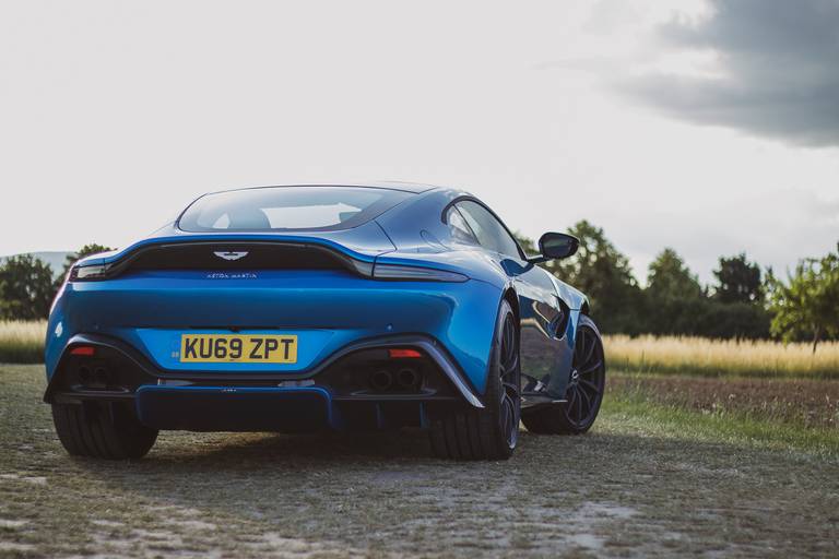 Aston Martin Vantage AMR Test-23