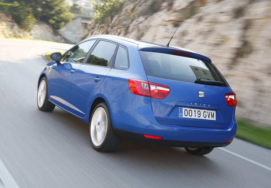 seat-ibiza-st-back