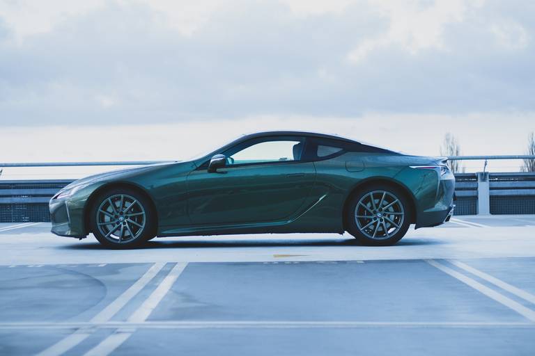 Lexus LC 500 Club Edition Side 2