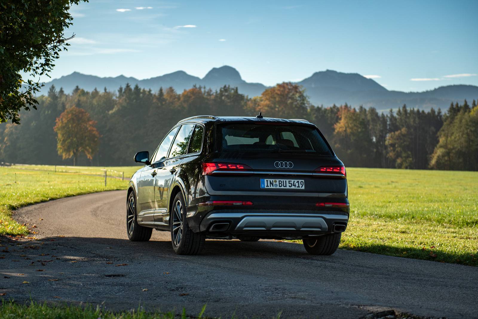 Audi Q7 50 TDI quattro - Heckansicht