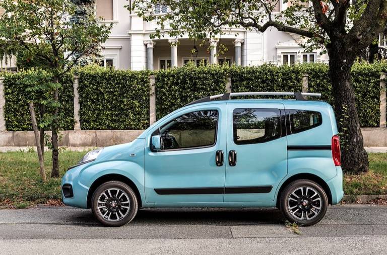 Fiat Qubo Side