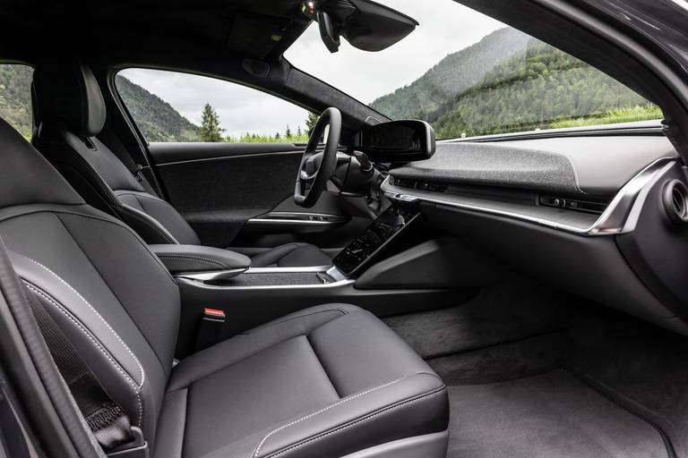 Lucid Air Pure RWD Mojave Interior (28)